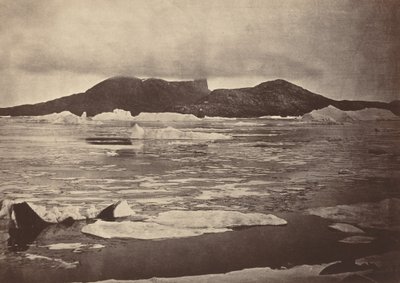 北極圏: No. 92.* 悪魔の親指は部分的に霧に包まれ、最初の流氷は群れから陸に向かって押し出され、そこから狭い手がかりを通って逃げました。 私たちが囲まれていたら、私たちはしなければならなかったはずですw 作： John L. Dunmore, and George P. Critcherson