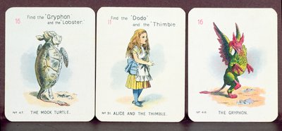 ルイス・キャロルの「不思議の国のアリス」のキャラクターを描いた「ハッピーファミリー」カード3枚 作： John Tenniel