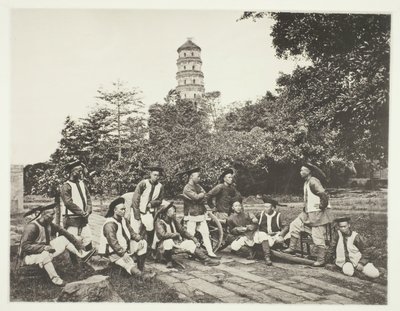タルタル兵（1868年頃）。 作： John Thomson