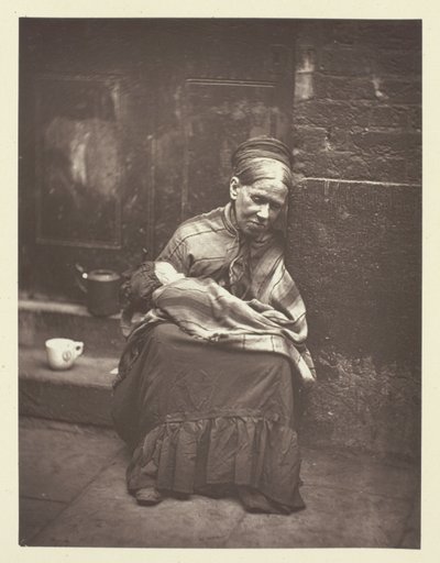 「クローラー」 作： John Thomson