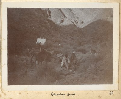 ラザヴィー・ホラーサーン州、イラン、1908年頃（白黒写真） 作： John Williams Watson