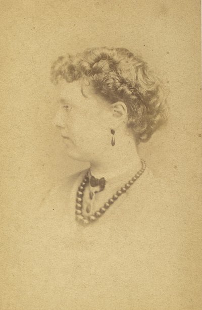 フローレンス・アン・クラクストン、1860年代。 作： John and Charles Watkins