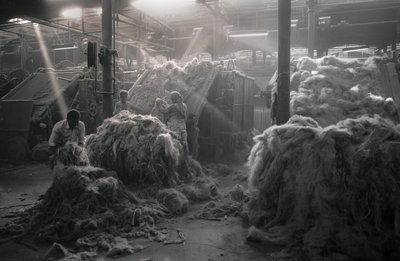 ジュート工場、コルカタ、インド、2017年（写真） 作： Jon Nicholson