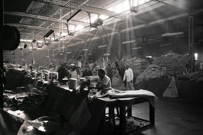 ジュート工場、コルカタ、インド、2017年（写真） 作： Jon Nicholson