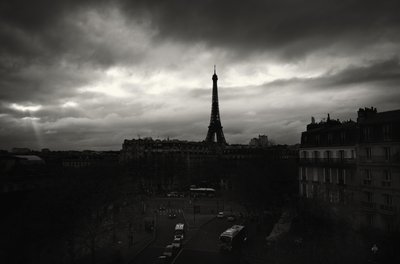2022年、春のパリ（写真） 作： Jon Nicholson