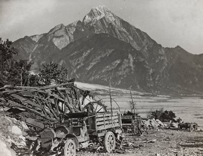 アルバム "Meine weltkriegs - Erinnerungen South-West Front (Carinthia, Italien, South Tyrol) (私の世界大戦-南西戦線の思い出（カリンシア、イタリア、トレンティーノ・アルト・アディジェ）31/03/1915-12/11/1918 - Josef Zohles Wien ": Tagliamento川で（b 作： Josef Zohles