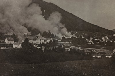アルバム "Meine weltkriegs - Erinnerungen South-West Front (Carinthia, Italien, South Tyrol) (私の世界大戦-南西戦線の記憶（カリンシア、イタリア、トレンティーノ・アルト・アディジェ）1915年3月31日-1918年11月19日 - Josef Zohles Wien ": タルヴィジオでの爆撃（モノクロP 作： Josef Zohles