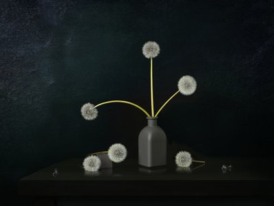 タンポポの静物画 作： 