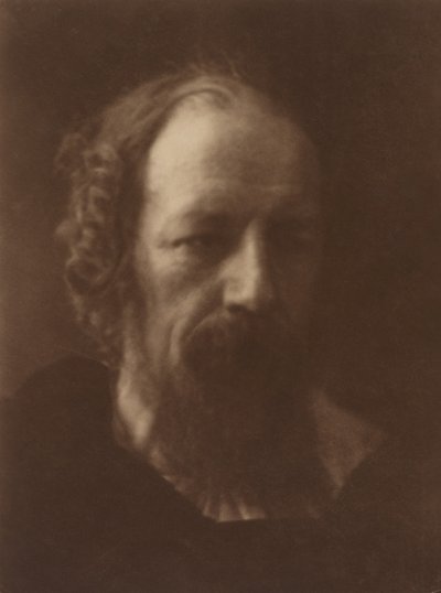 アルフレッド、テニスン卿、1867 年、1905 年に印刷。 作： Julia Margaret Cameron