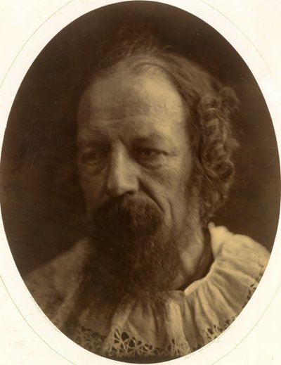 アルフレッド・ロード・テニソン、1866年7月4日。 作： Julia Margaret Cameron