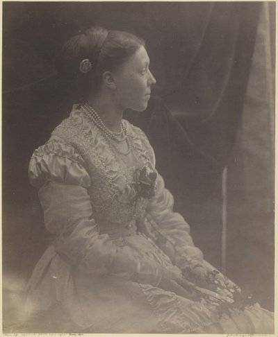 アン・サッカレー・リッチー、1870 年 5 月。 作： Julia Margaret Cameron