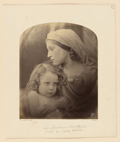 ラ・マドンナ・アスペッタンテ／まだ少し 作： Julia Margaret Cameron