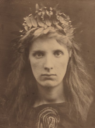 キーン夫人、1866年 作： Julia Margaret Cameron