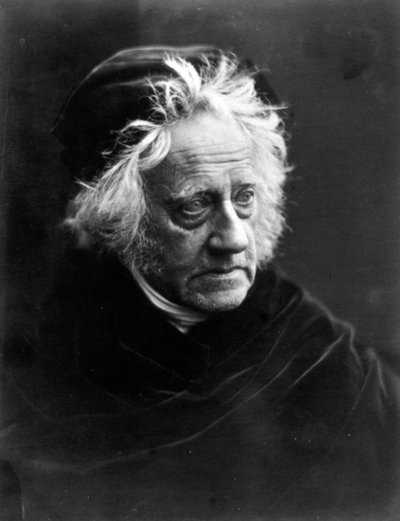 ジョンフレデリックウィリアムハーシェル卿、1867年（bw写真） 作： Julia Margaret Cameron