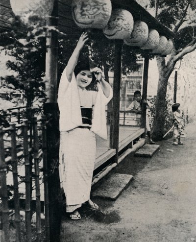 ネサンと呼ばれる茶屋のメイドの甘い性格の笑顔-姉、c1900、1921。 作： Julian Leonard Street