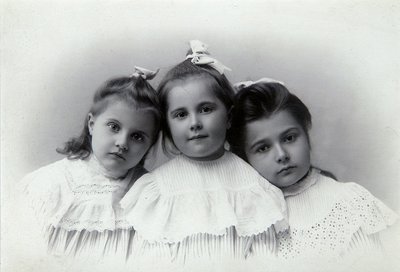 子供の肖像、バクー、アゼルバイジャン、1909年。 作： Julian Stanislavovich Zelinsky