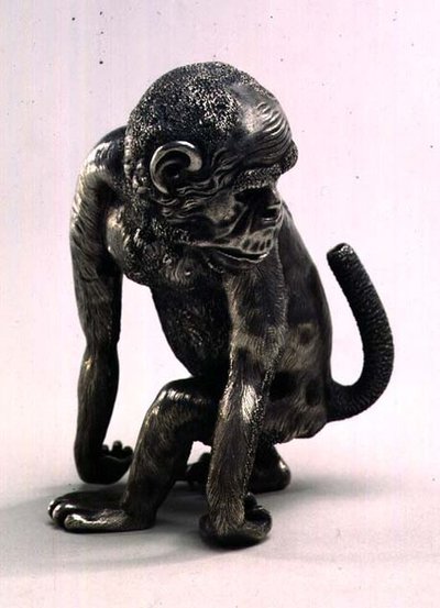 ファベルジェのために作られた猿の図、1896-1908年頃（銀色） 作： Julius Rappoport