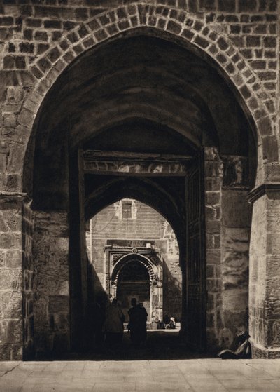 エルサレム、神殿の場所への入り口 (白黒写真) 作： Karl Grober