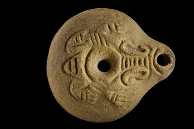 クレオパトラ：エジプト最後の女王の謎に迫る; 展示カタログ; 214ページ; クレオパトラ..., 2011 (写真) 作： Kenneth Garrett