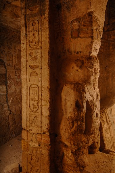 タハルカ神殿内部、詳細、ベス神、ゲベル・バルカル、神殿群、ファラオ・タハルク...、2007年（写真） 作： Kenneth Garrett