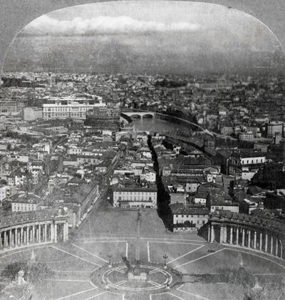イタリア、サンピエトロのバルコニーからの永遠の都ローマ、1904年。 作： Keystone View Company