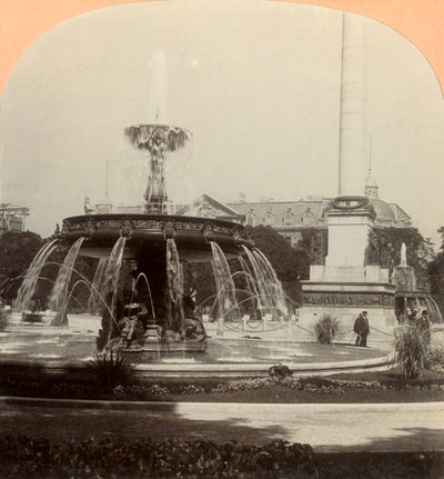ロイヤルスクエア、噴水、シュトゥットガルト、ドイツ、1896年。 作： Keystone View Company