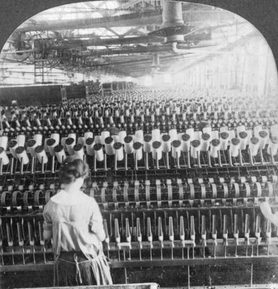 紡績室、19世紀後半または20世紀初頭、米国ペンシルベニア州フィラデルフィア 作： Keystone View Company