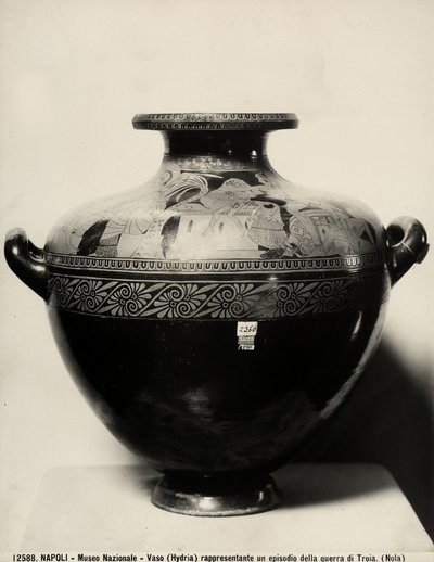 トロイの落日」ハイドリア、紀元前480年頃（テラコッタ 作： Kleophrades Painter (fl.500 475 BC)