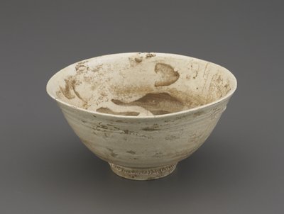 茶碗（コライジャワン）、16世紀後半（透明釉薬入り磁器、金漆補修） 作： Korean School