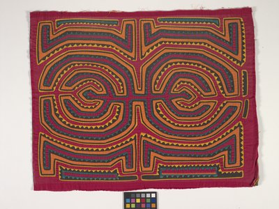 シャツパネル（モーラ）（写真） 作： Kuna Indian Culture
