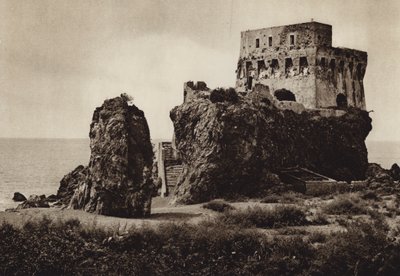 イタリア: カステッロ プライア ア マーレ、カラブリア (白黒写真) 作： Kurt Hielscher