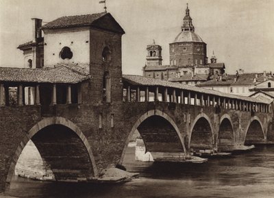 イタリア：パヴィア（白黒写真） 作： Kurt Hielscher