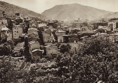 イタリア: スカンノ、アブルッツィ (白黒写真) 作： Kurt Hielscher