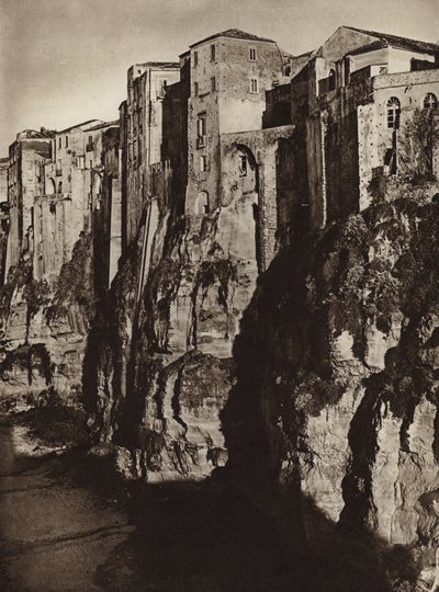 イタリア：トロペーア（白黒写真） 作： Kurt Hielscher