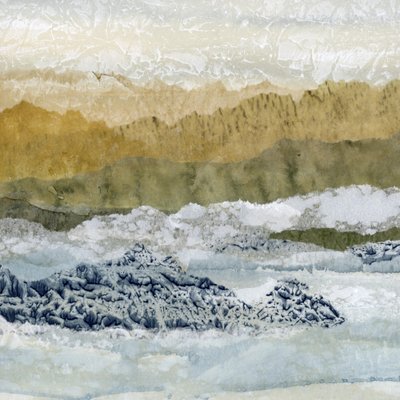 抽象的な山の層 作： Lara Eckerman