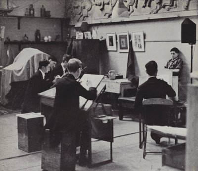 イートン校のドローイングスクール（モノクロ写真 作： Laszlo Moholy Nagy