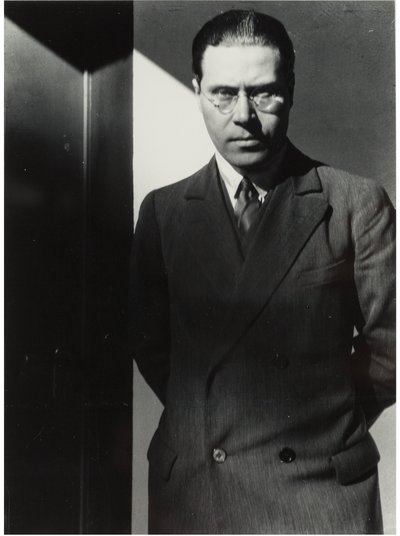 自画像、1926年。 作： Laszlo Moholy Nagy