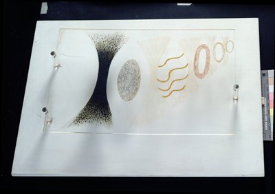 オーバルズ、1945 作： Laszlo Moholy Nagy