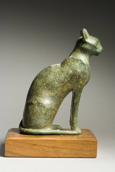 猫、王朝時代後期、前664～332年（ブロンズ 作： Late Period Egyptian
