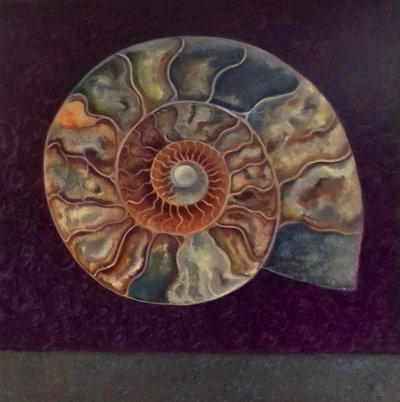 アンモナイト、マゼンタ、2021 作： Lee Campbell