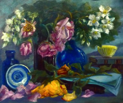 色あせた薔薇とオレンジの花、2020年 作： Lee Campbell