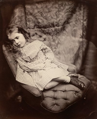 マーガレット・フランシス・ラングトン・クラーク、1864年、1866年頃に印刷されたもの。 作： Lewis Carroll