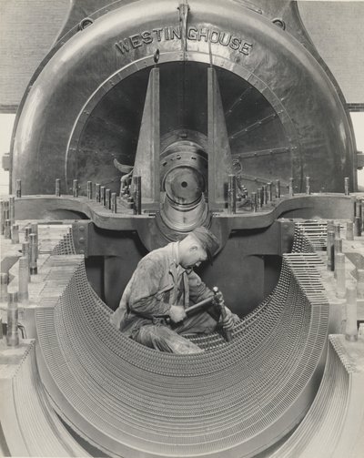 タービンの心臓 作： Lewis W. Hine