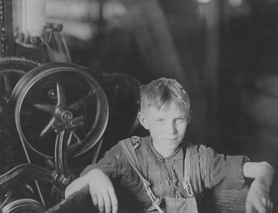 Quidwick Co. Millの若いポーランド人スピナー。アンソニー、R。I 1909 作： Lewis Wickes Hine