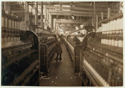 モラハンコットンミルズ、サウスカロライナ州ニューベリーの子スピナー、1908年 作： Lewis Wickes Hine