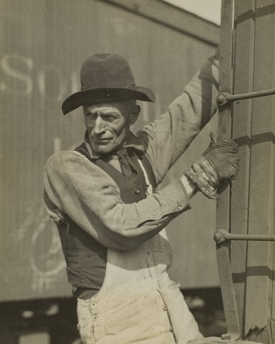 貨物列車の昔ながらのブレーキ係 作： Lewis Wickes Hine
