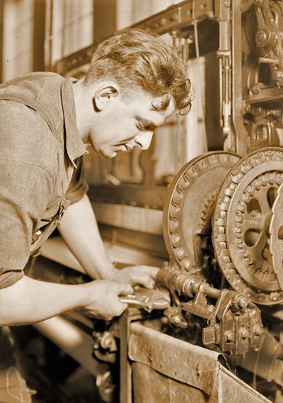 発電所整備士の肖像、c.1924 作： Lewis Wickes Hine