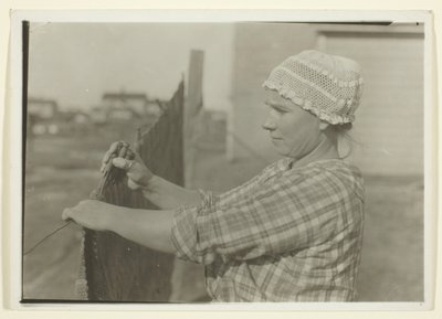 スラブ人鉱夫の妻（ペンシルベニア州ニューデュボア 作： Lewis Wickes Hine