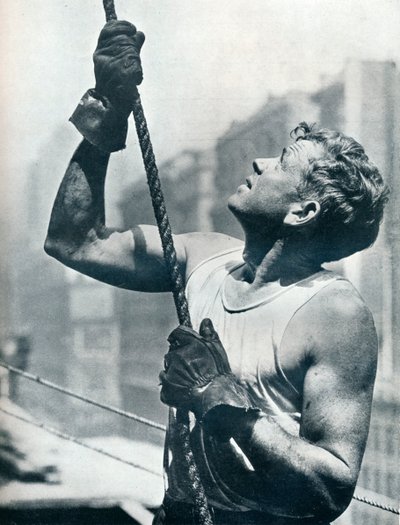 エンパイアステートビルディング：スカイスクレイパーワーカー、c1931 作： Lewis Wickes Hine
