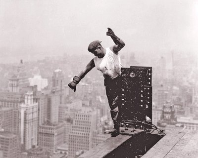 不明な画像 作： Lewis Wickes Hine